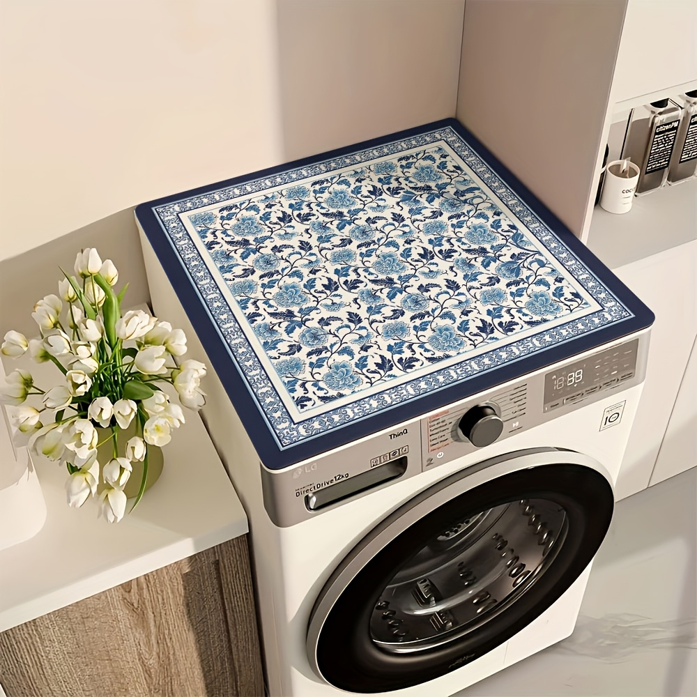 TEMU Un tapis de protection pour machines à laver et sèche-linge, avec un luxueux motif de bleues et blanches. Fabriqué à partir d'un matériau de de