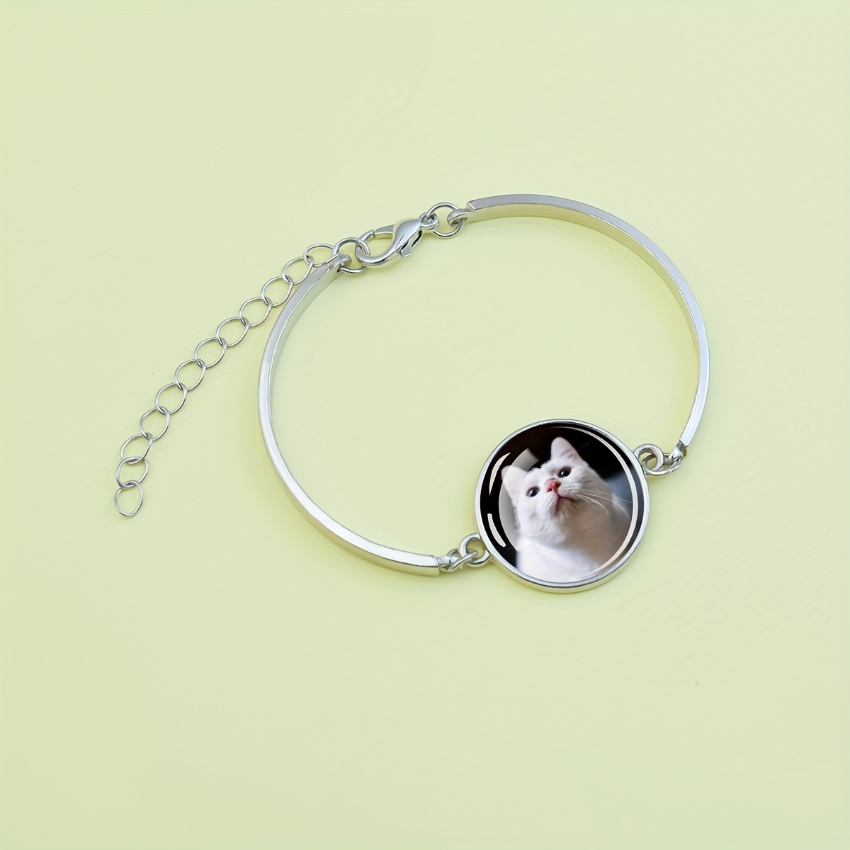 TEMU 1 Piece Of Personalized Photo Bracelets Designed For Couples, Featuring Custom Of Pets Or Logos. This Luminous Glass Dome Bracelet Is Adjustable And A Perfect Gift For Birthdays Or Anniversaries.