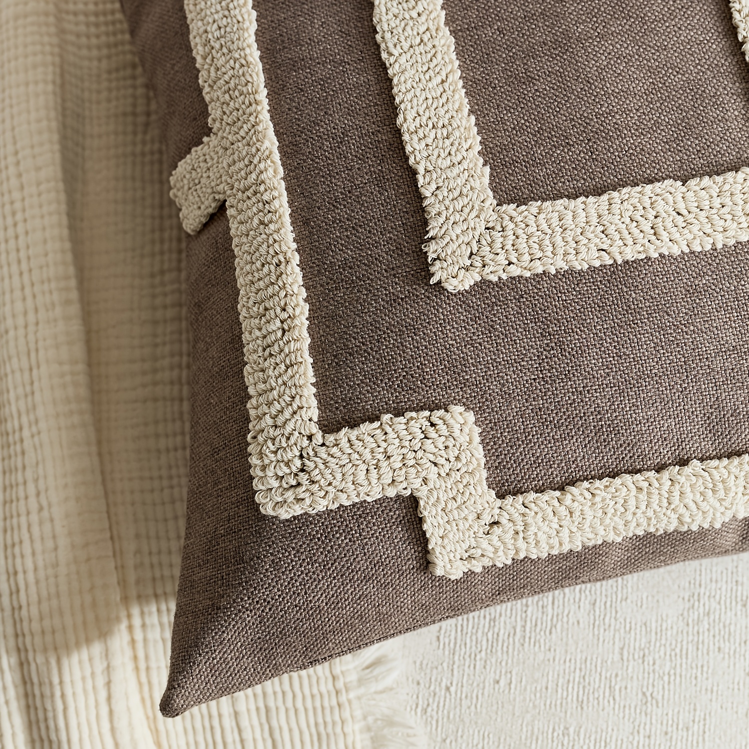 1pc, Bohemia Stripe Pillowcase, Geometric Throw Pillow Cover, Single Side Embroidery, Spring and Summer Pillowcases, Suitable for Sofa, Living Room, Bedroom Home Decoration, No Pillow Core