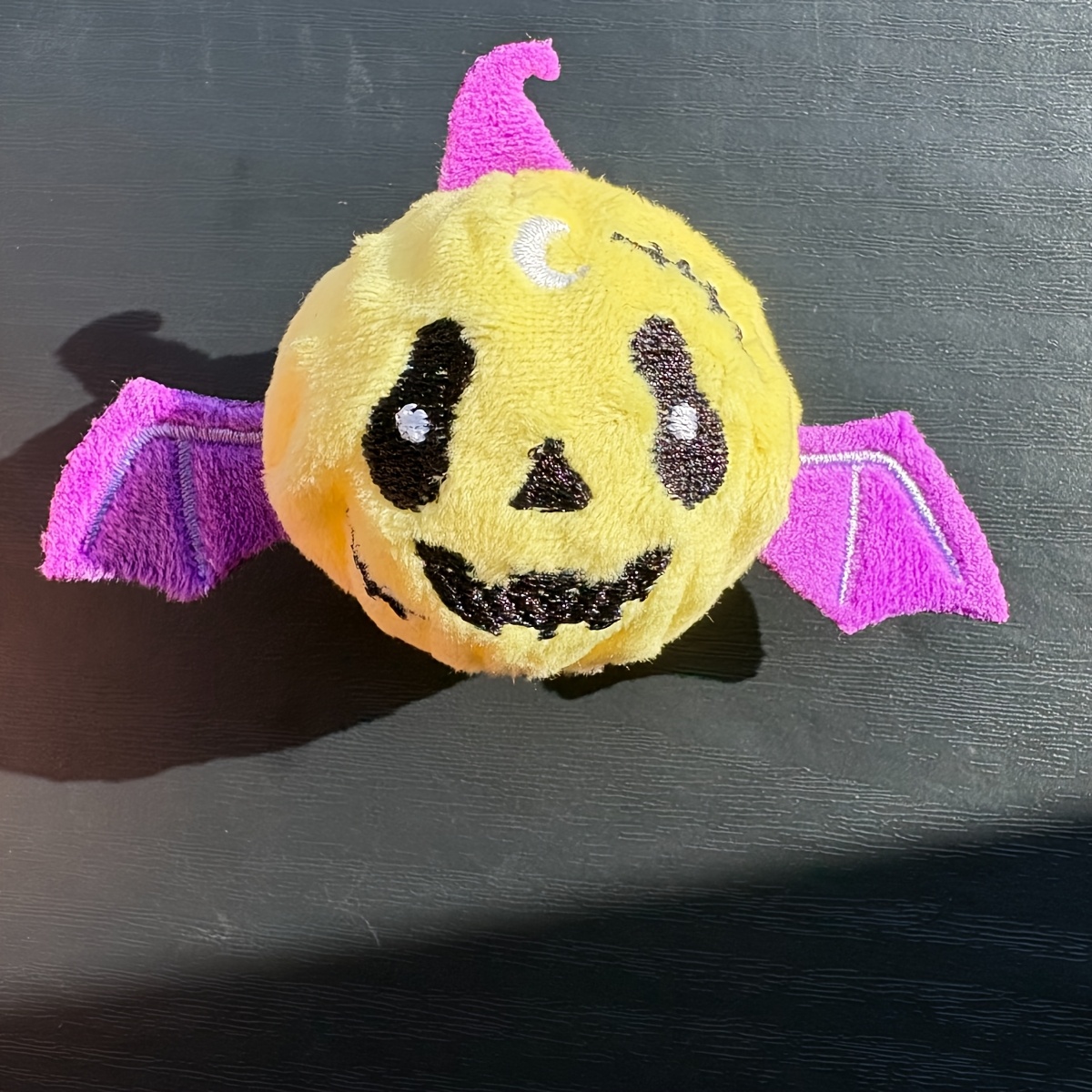 TEMU 1pc Horror Bat Pet Bouncing , Halloween Horror Element, Wear-resistant Slow Rebound Cat Claw Grinding Tool, Suitable For Cats And Small Dogs, No