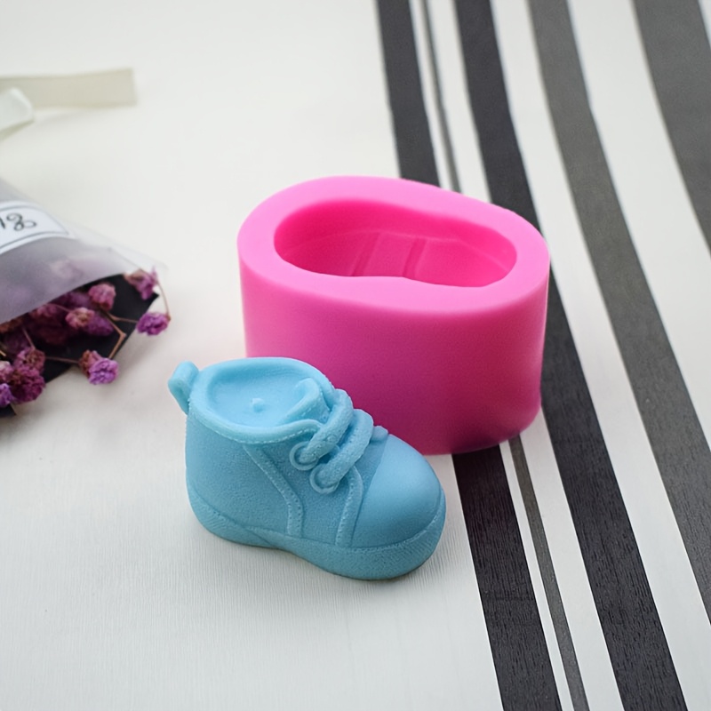 Image of Shoe-shaped Candle Silicone Mold