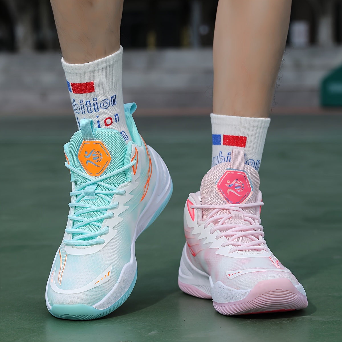 

Couple' Style Outdoor Basketball Shoes, Professional Low-top Sneakers For Players, Designed For Indoor Competitions And Sports Training With Anti-slip Features.