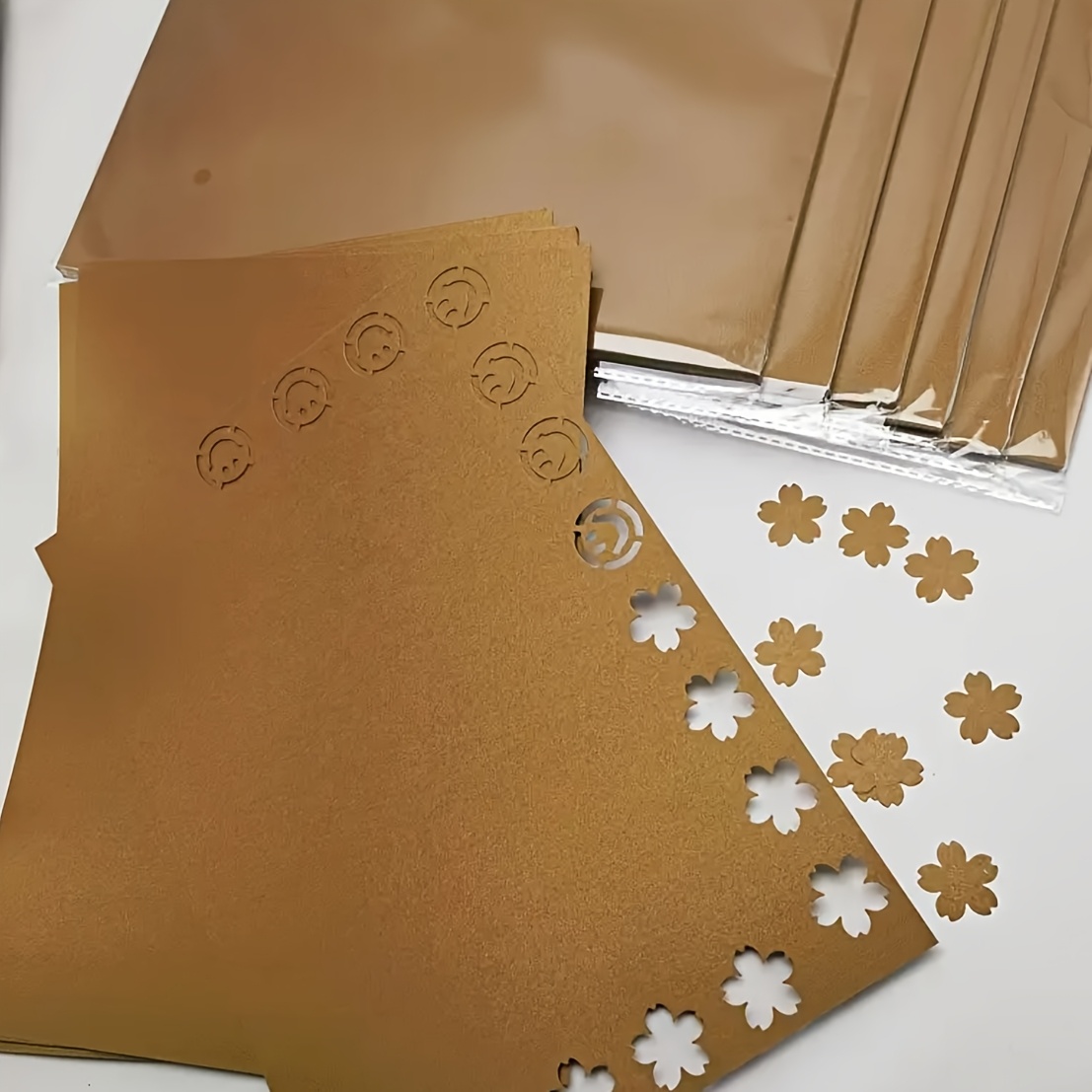 TEMU 22 feuilles de carton, papier marron doré de luxe, format A4 11.69 X 8.27 pouces, papier multifonctionnel, idéal pour la décoration et