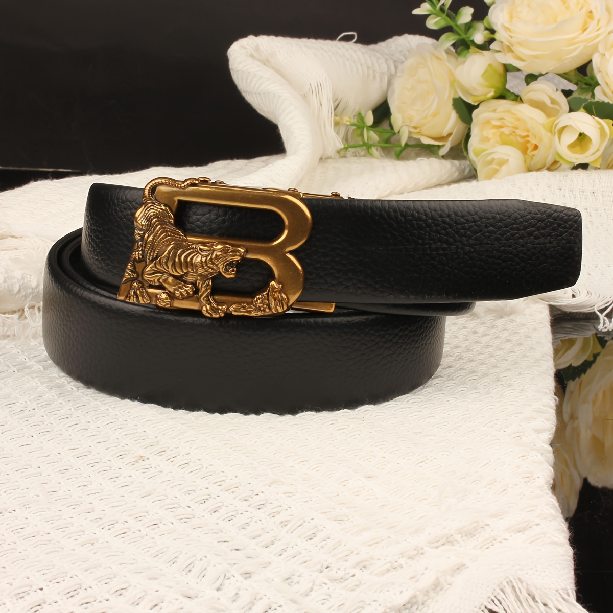 Powerful Tiger B Buckle Men's Belt with Crocodile Pattern