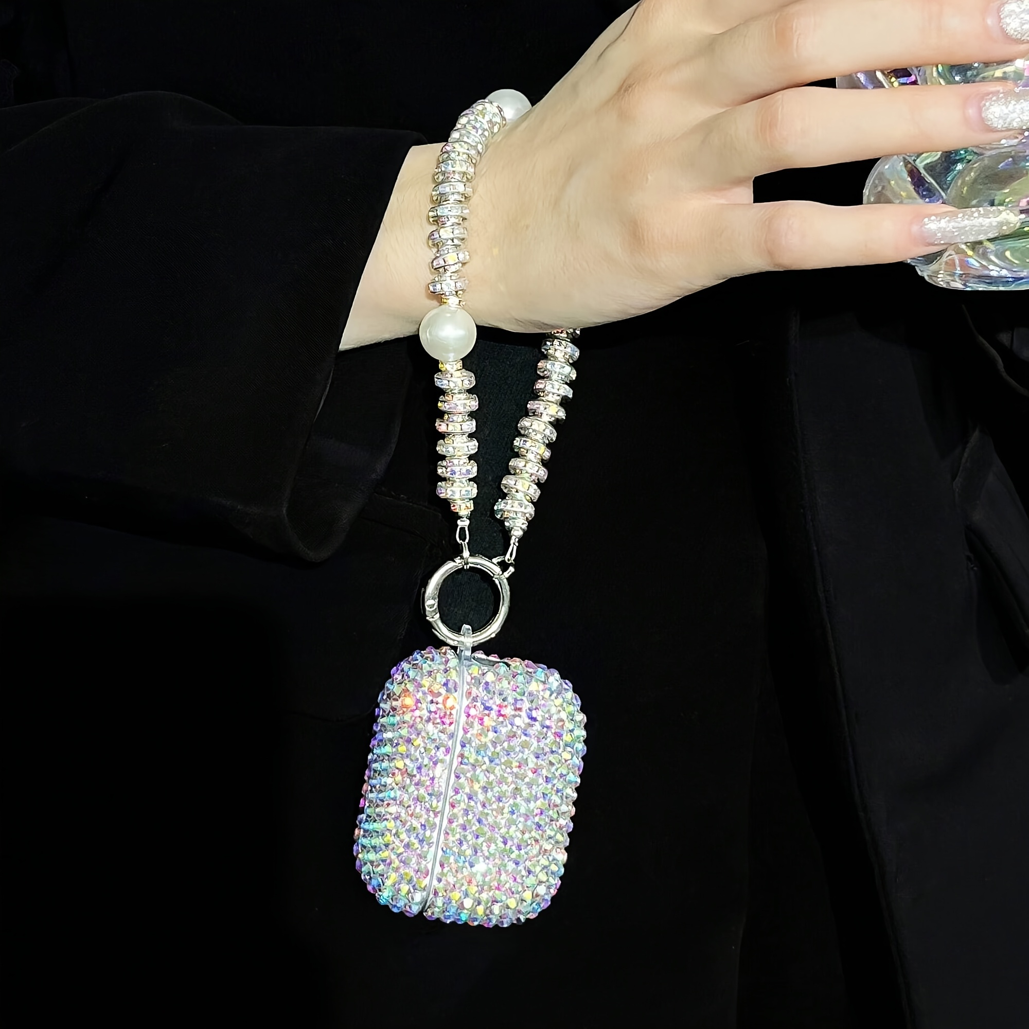 The New Sparkling Diamond Earphone Case with Bracelet Is Compatible with for airpods 1/2, for Airpods Pro, for Airpods 3, for Airpods 4, And for airpods Pro 2 Protective Cases