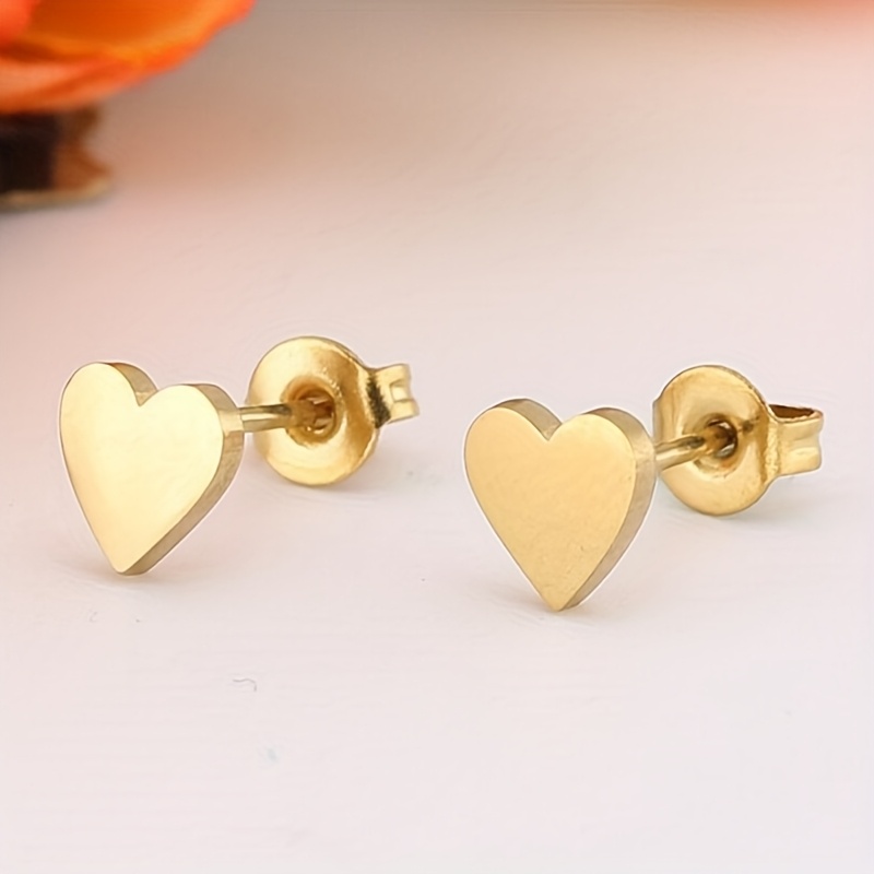 1 Pair Of Stainless -shaped Valentine's Day Fashionable Earrings For Women, Exquisite And Compact Heart-shaped Earrings For Men, Simple And Cute Wedding Earrings, Birthday Party Gifts