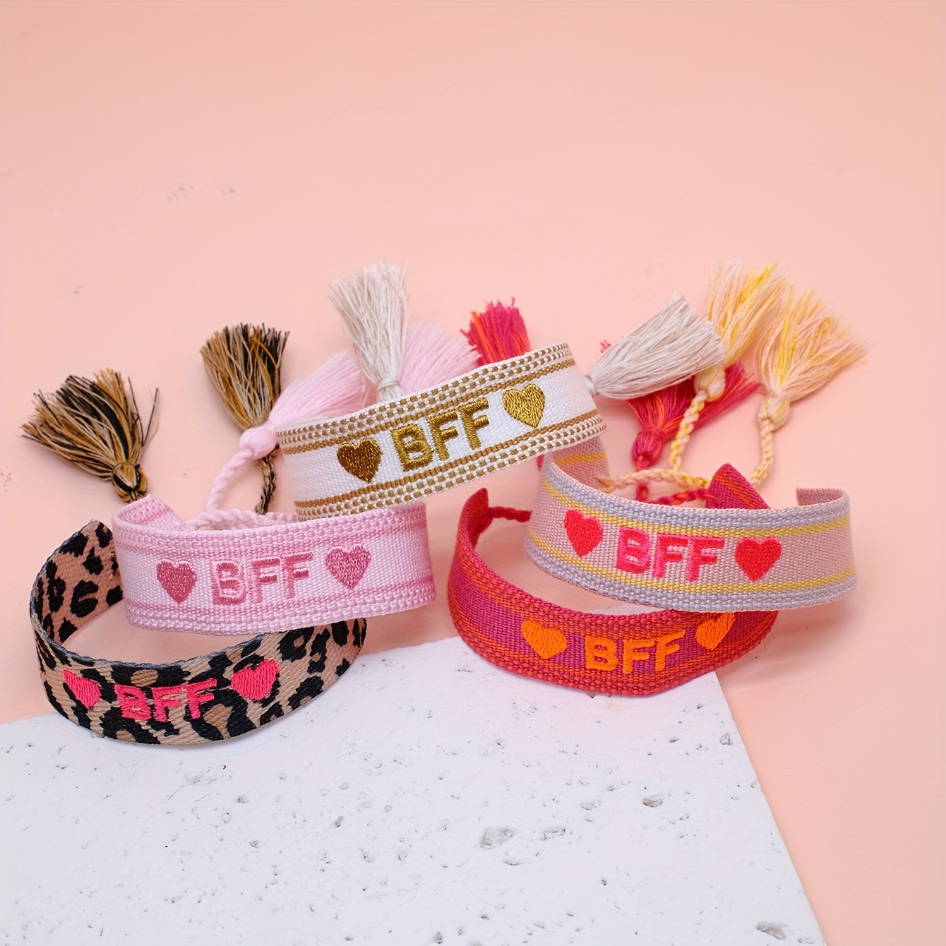 E-shop 5-teiliges Set bestickter Herz-BFF-Armbänder, Bohemian Ethno-Stil Freundschaftsarmbänder für , Urlaubsgeschenke, Partys, Reisen, Konzerte, für