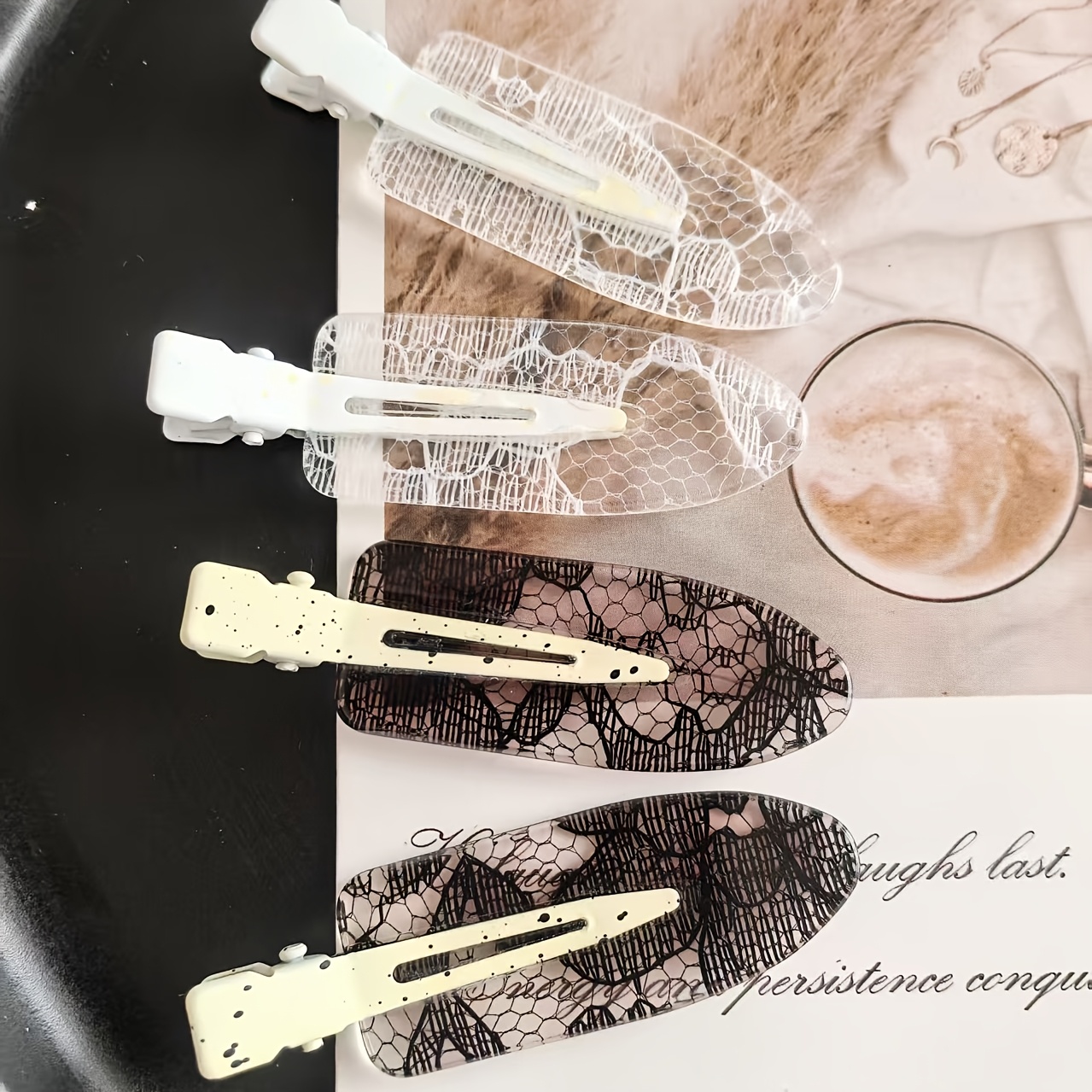 Image of 4pcs Set Vintage Black And White Lace Hair Clips, Fashionable, , And Elegant Side Clips For