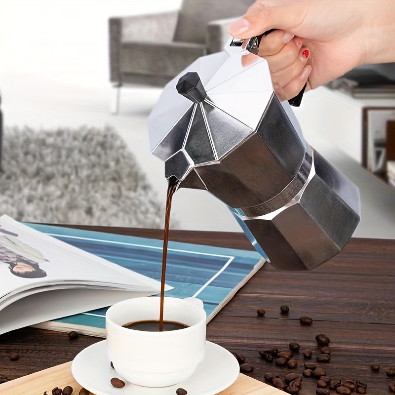 Percolador de café de 3/6/9 tazas - Cocción de café italiano y cubano, fabricante de café griego, construcción metálica duradera, no necesita electricidad, mango y boquilla fáciles de usar, perfecto para uso en casa, oficina o cafetería, bar de café, equipo de oficina para café, acabado metálico elegante, material fácil de limpiar - Imagen 8