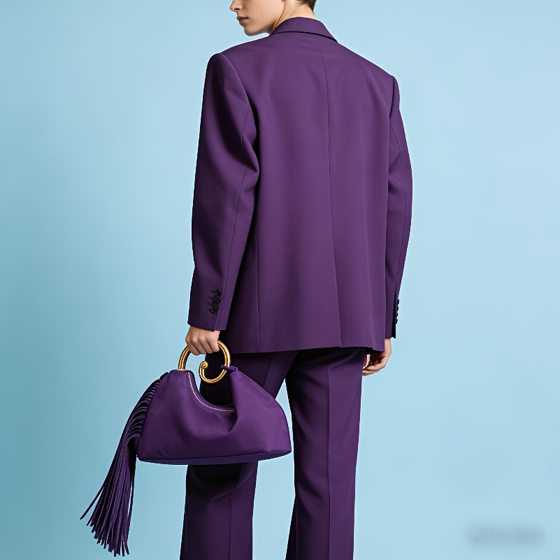 A Luxurious Suede Handbag for The Fall And Winter Seasons, Featuring a Stylish Vintage Tassel Design Available in Four Colors (Burgundy, Purple-Brown, Coffee), with an Optional Premium Texture, an Elegant Tassel Handbag