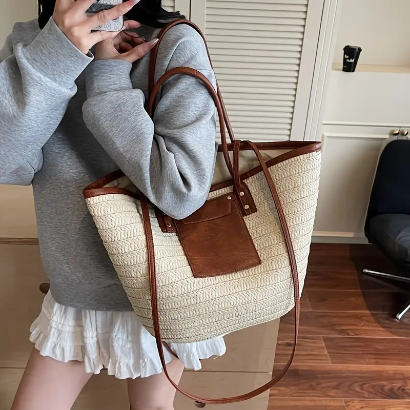 Neue große Tragetasche aus Kunststroh: Vintage-Tragetasche im Gothic-Stil mit Metallakzenten einzigartigem Design, praktisch vielseitig, Handtasche im * ausgereiften Stil für Strandurlaub im