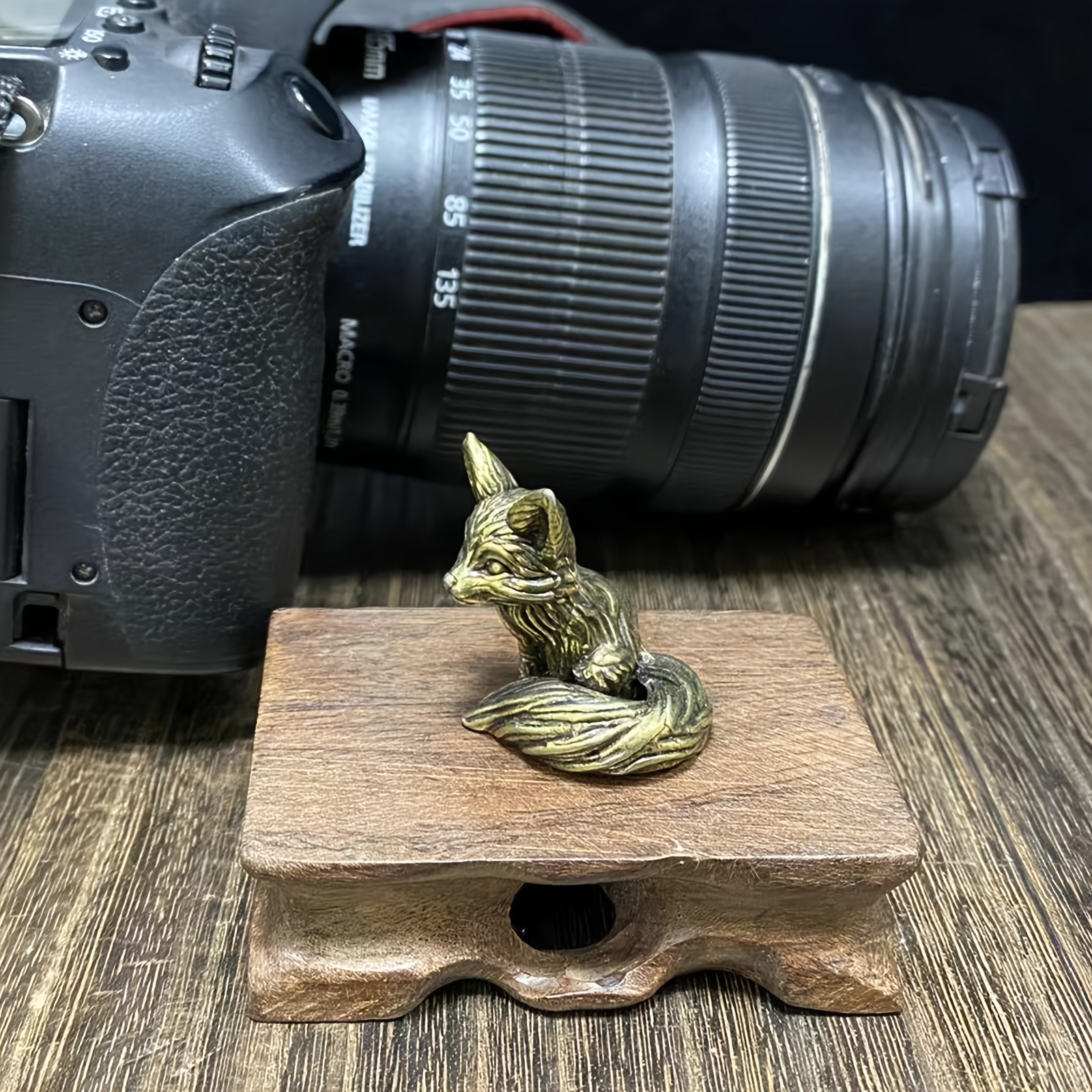 TEMU Vintage Brass Long-tailed Fox Statue Collectible Figurine - A Handcrafted Solid Brass Desk Ornament, Perfect For Home, Office, Or Tea Pet