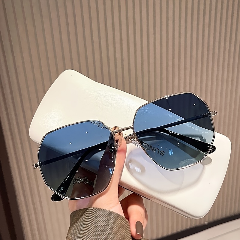 Rectangle Frame Fashion Sunglasses For Women Men Gradient - Temu
