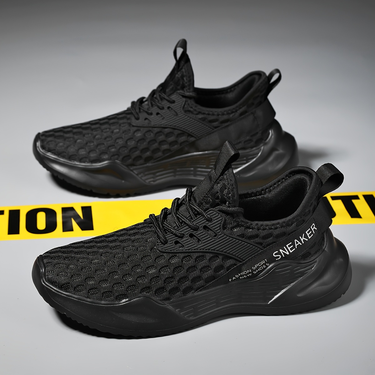 mens running shoes fashion breathable athletic shoes mesh  display picture 1