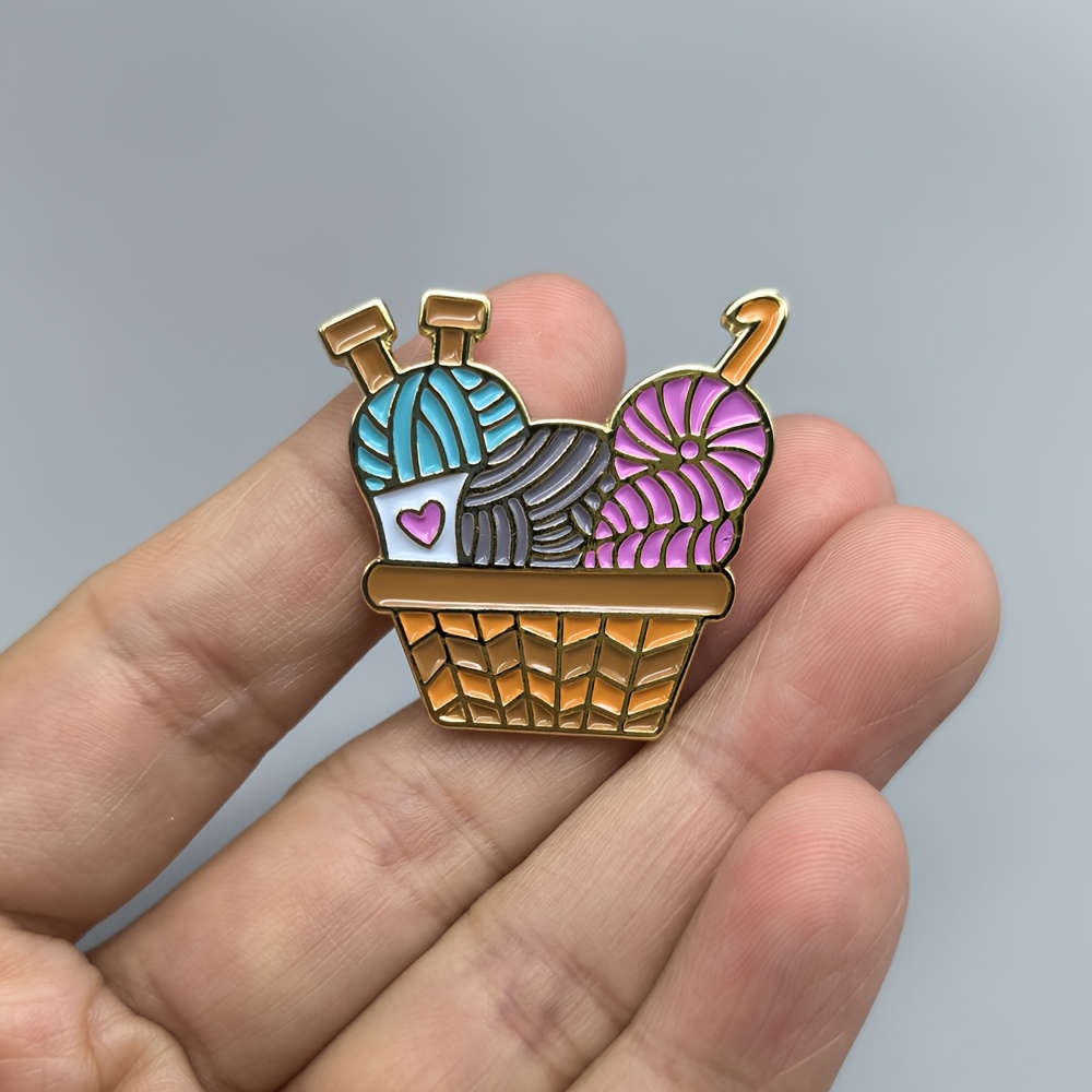 TEMU Broche émaillée à tricoter amusante, , pin's , badge en métal pour col, chapeau, sac à dos, accessoire de vêtement, cadeau pour les fêtes des