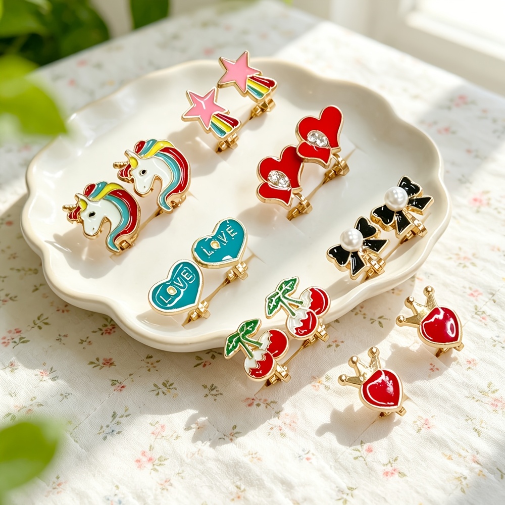 TEMU 1 Set de 7 Paires de Clips d'Oreilles 3D Cœur , Bijoux de Mode avec Licorne, Cœur , Petit Cerisier et Nœud, Non Perforante, Portables Trou