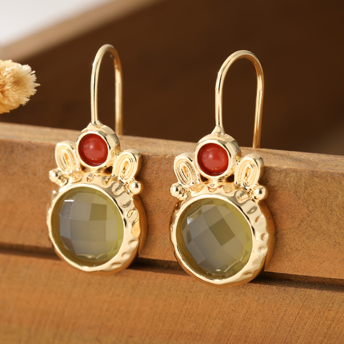 Women's Vintage Heavy-duty Hammered Two-tone Drop Earrings