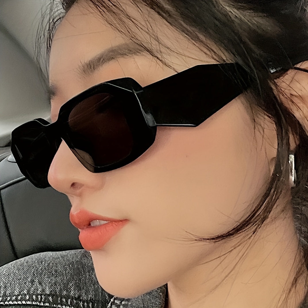 

2024 Y2k Retro Oval Fashion Glasses With , Small Frame, Anti-reflective Pc Lenses For And Beach - Multifunctional Decorative Eyewear, , Punk, Internet