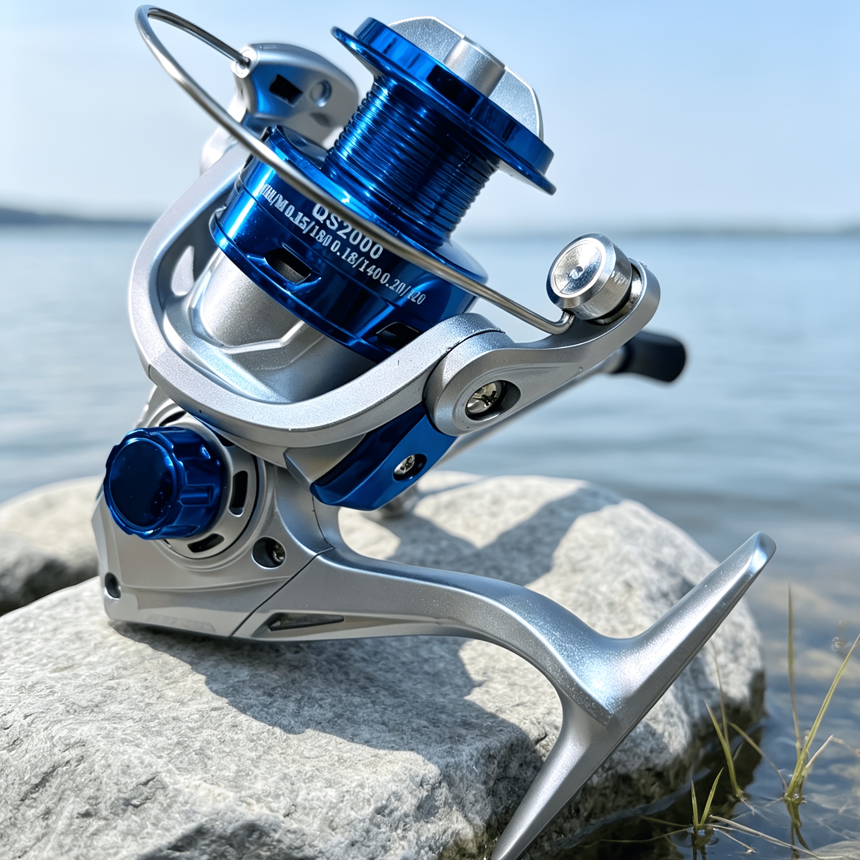 TEMU 1pc Spinning Fishing Reel Lightweight, Handle, Vibrant Iridescent Finish - Ideal For Freshwater & Saltwater Fishing, Fishing Gear