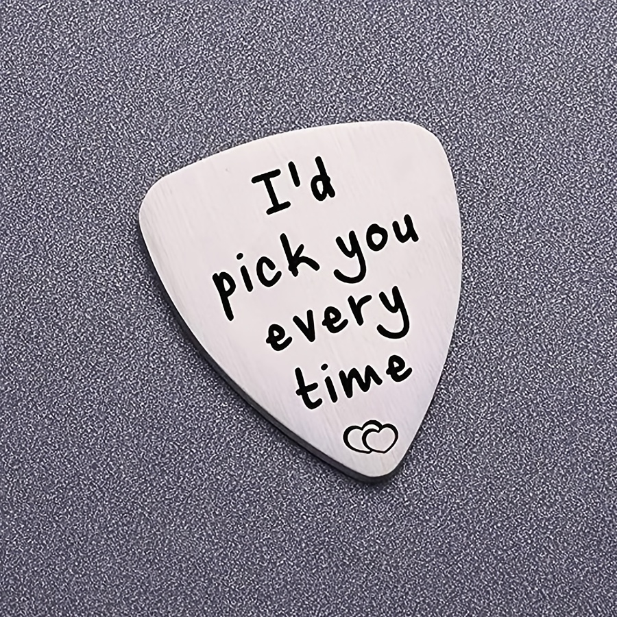 

1pc Stainless Steel Guitar Pick To Good Friends, Guitar Lovers, Junior Novices, Hand Care, Practice, Birthday, Holiday Commemorative Small Gifts