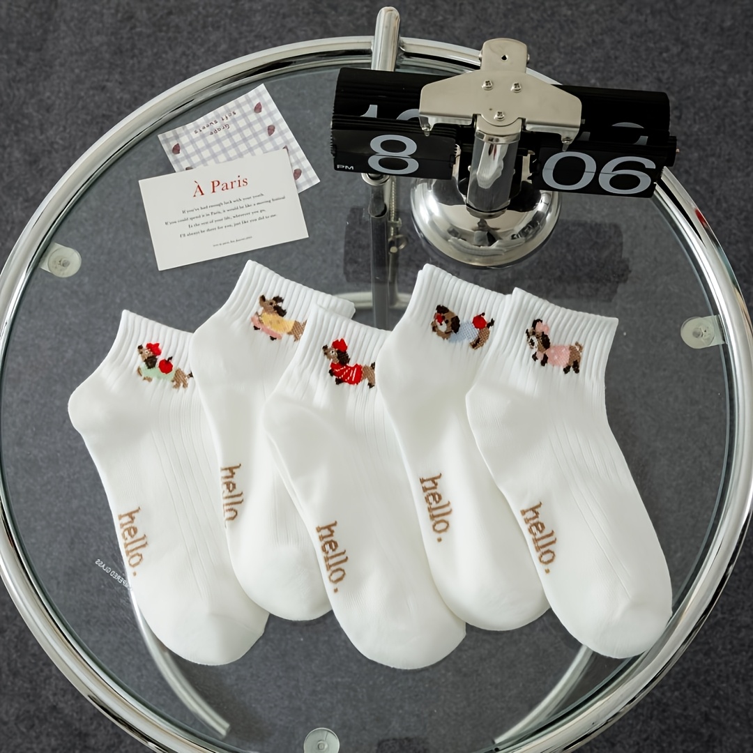 Image of Random 5 Pairs Of New Short Socks And Summer, Low-cut Short Socks With College Style, Breathable And Sweat-absorbent Ladies Boat Socks.
