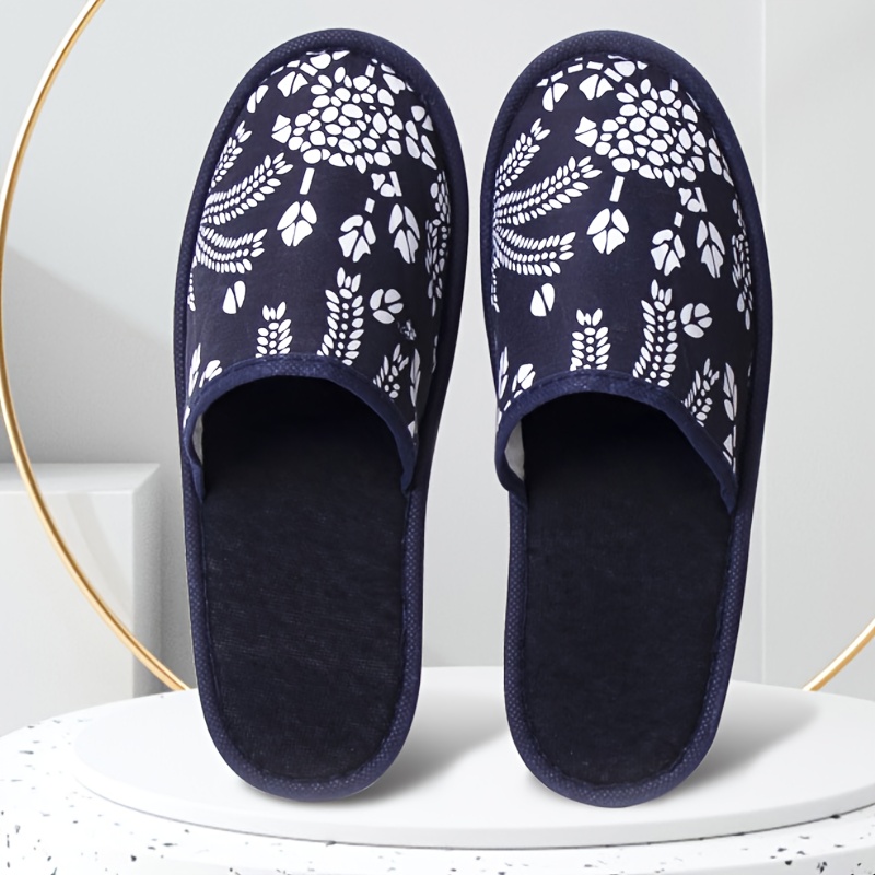 Image of Elegant Women's Slip-on Slippers Featuring Ethnic-style Blue Floral Designs, With A Non-slip Sole Suitable For Indoor And Outdoor Use In . Perfect For Home, Hotels, And Spas, Women Shoes