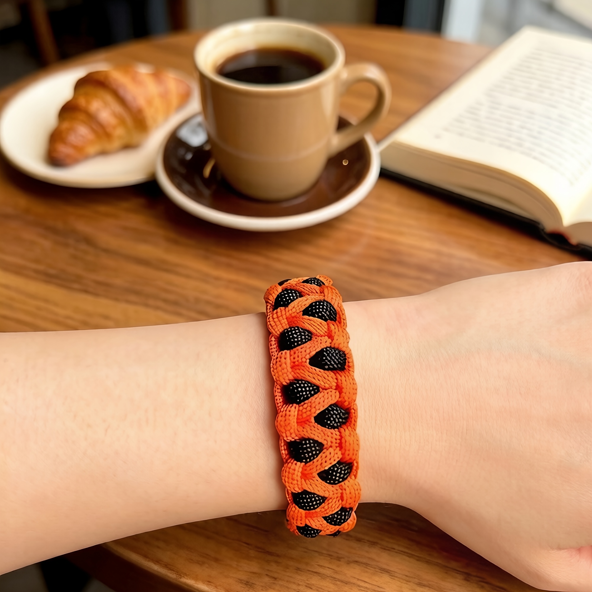 Two Tone Paracord Survival Wristband