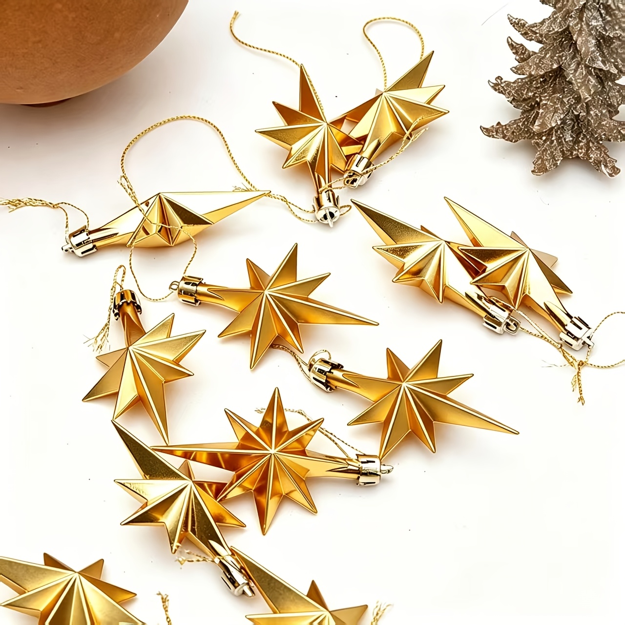 TEMU Lot de 10 ornements octogonales dorées - Brillantes, adaptées pour décorations de sapin de Noël, boules dorées en plastique à fixation murale