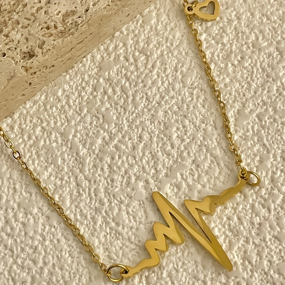 An Elegant And Minimalist Stainless Steel Heart-Shaped ECG Pendant Necklace for Women, Perfect for Valentine'S Day