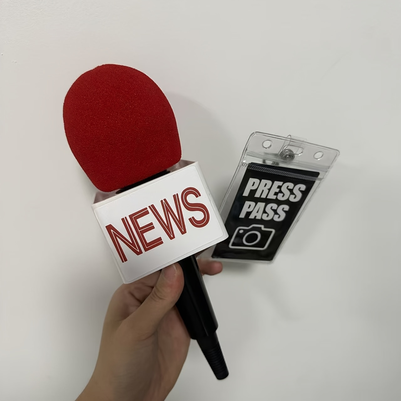 TEMU 2pcs Accessoires de costume d'Halloween, factices pour journalistes, animateurs et journalistes