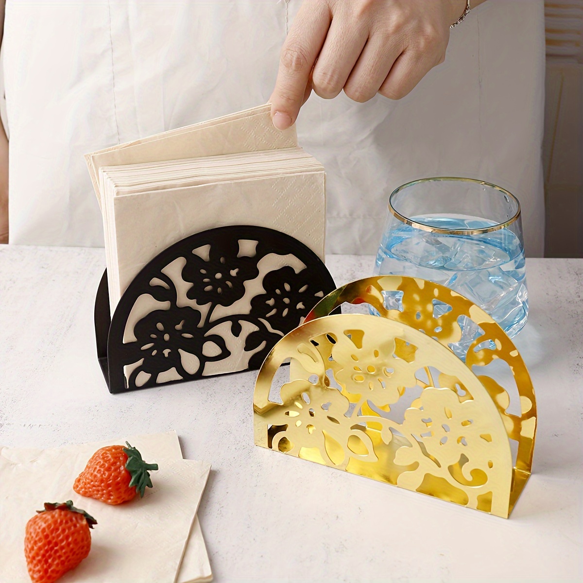 

Elegant Metal Napkin Holder - Semi-circular, Lace-design For Dining & Kitchen Decor, Ideal For Restaurants & Bars