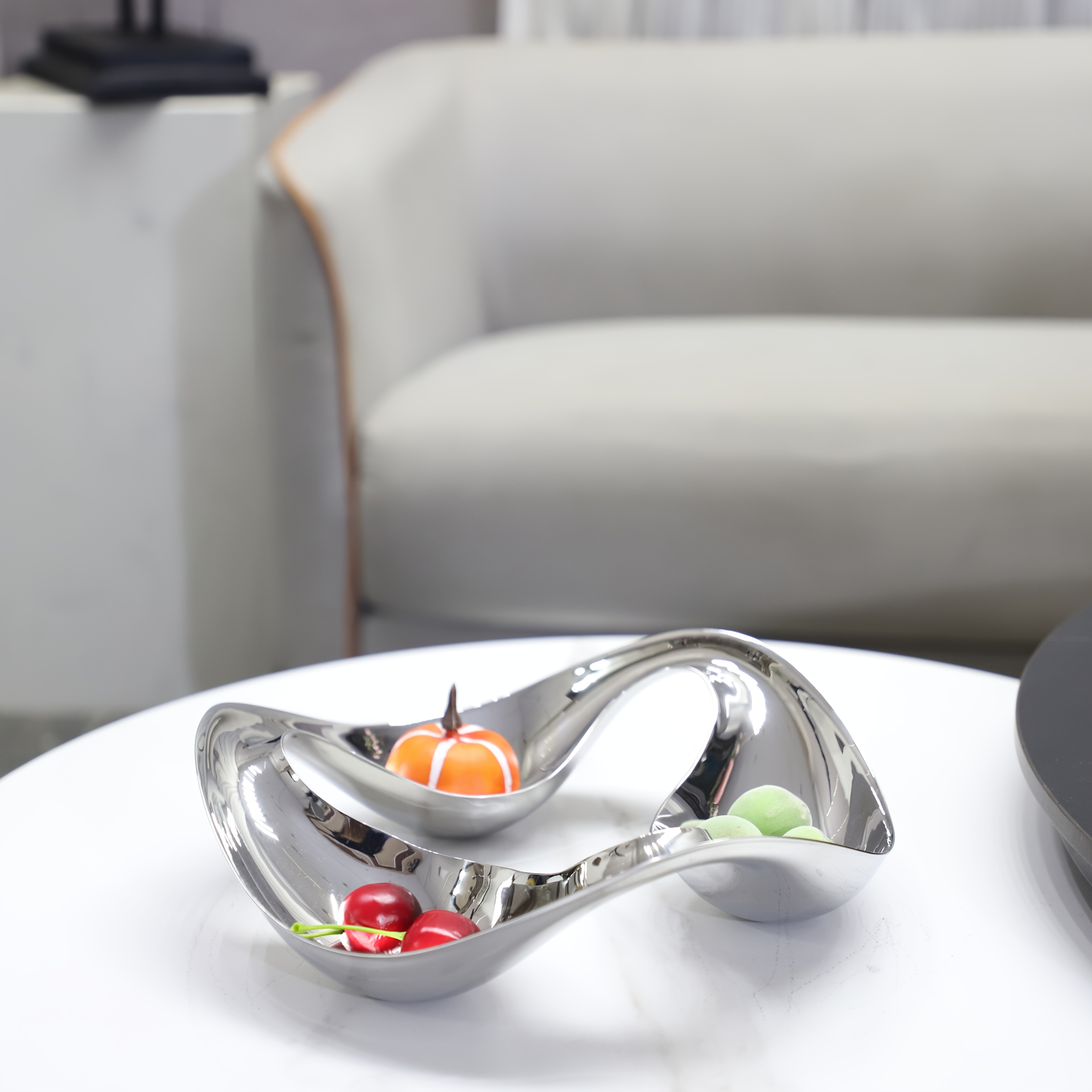 1pc Minimalist Silvery Stainless Steel Candy Dish Irregular Shape Model Room Metal Ornaments Creative Decorations (Non-Food Contact)