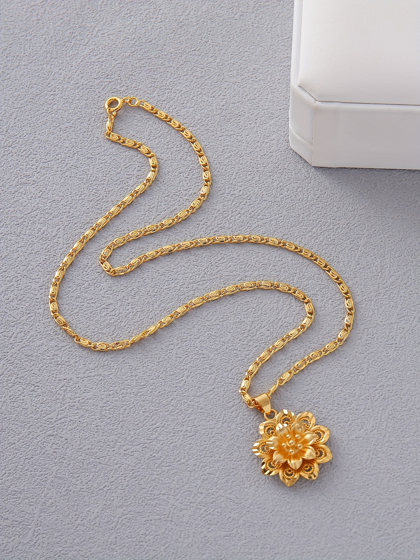 vintage elegant floral pendant necklace for women 24k golden plated copper ideal for   wedding jewelry details 1