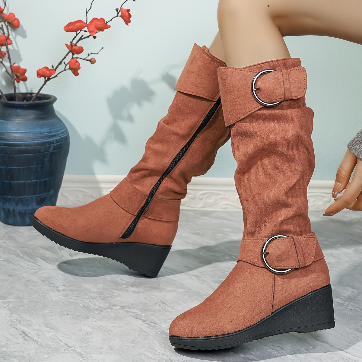 

Women's Fashionable Platform Boots With Zipper Closure, Round Toe, And Wedge Heel For Winter