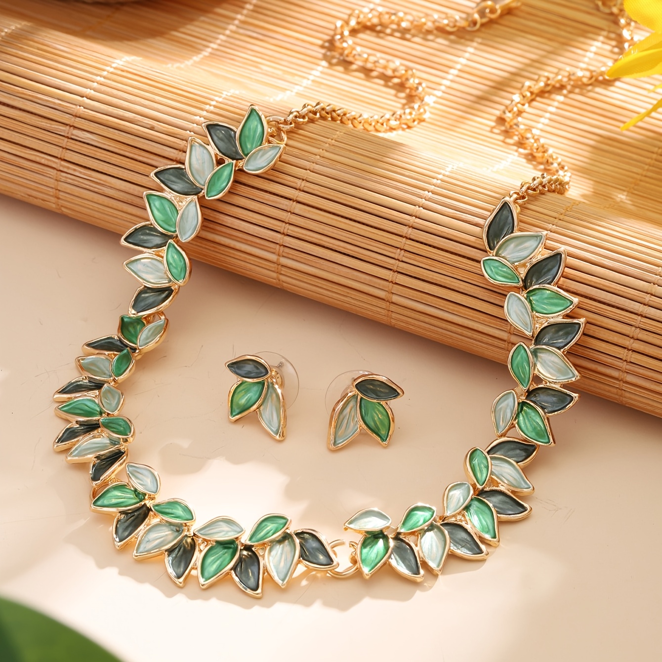 TEMU 1 Set Elegant Leaf Design Jewelry, Zinc Alloy Enamel Coated Necklace And Earrings, Women' Accessory For , Parties, Day Gift - All Suitable