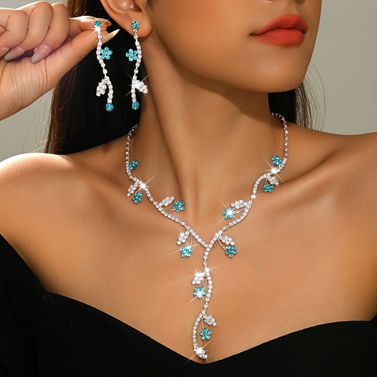 Image of Individual Elegant Women's Jewelry Set, Beautiful Floral Necklace And Earrings, Showcasing Quality, Suitable For Graduation Prom Party Banquet Jewelry Wear
