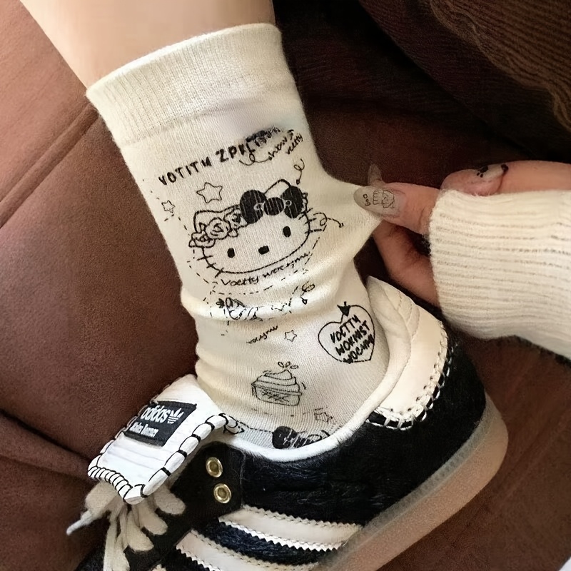 

3pcs Sanrio Hello Kitty Women's Mid-calf Socks - Cute Cartoon Design In Gray, White, & Black, Breathable Polyester , Casual Attire