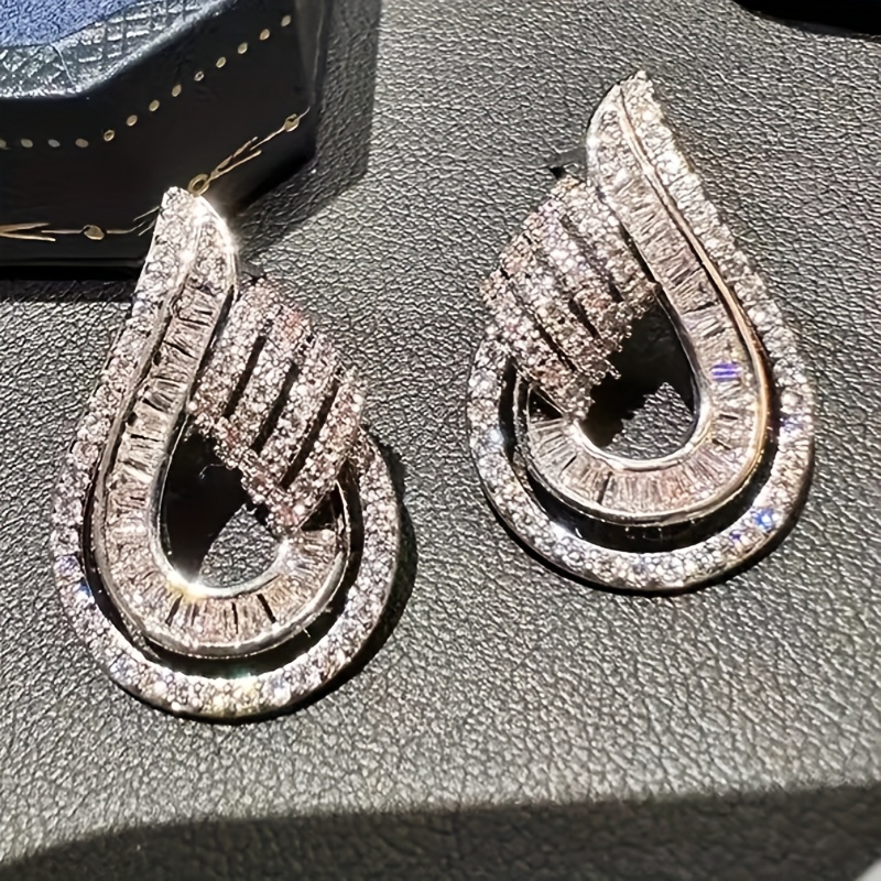 TEMU 1 di orecchini pendenti da donna eleganti e con Zirconia - Design geometrico a , perno in rame senza , per matrimoni, fidanzamenti ed formali,