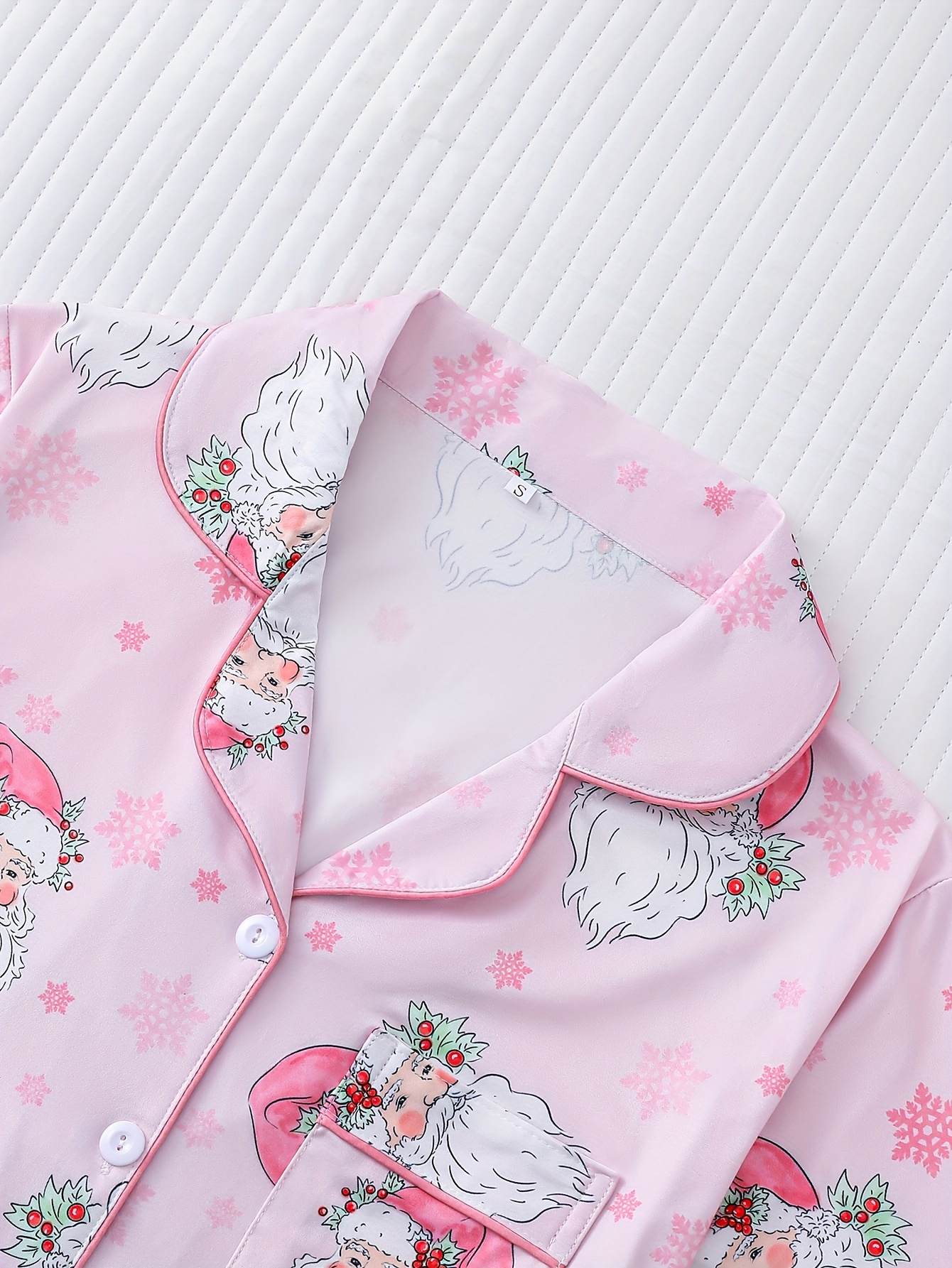 womens cute santa print pajama set short sleeve buttons lapel top shorts comfortable relaxed fit for christmas Product details 1