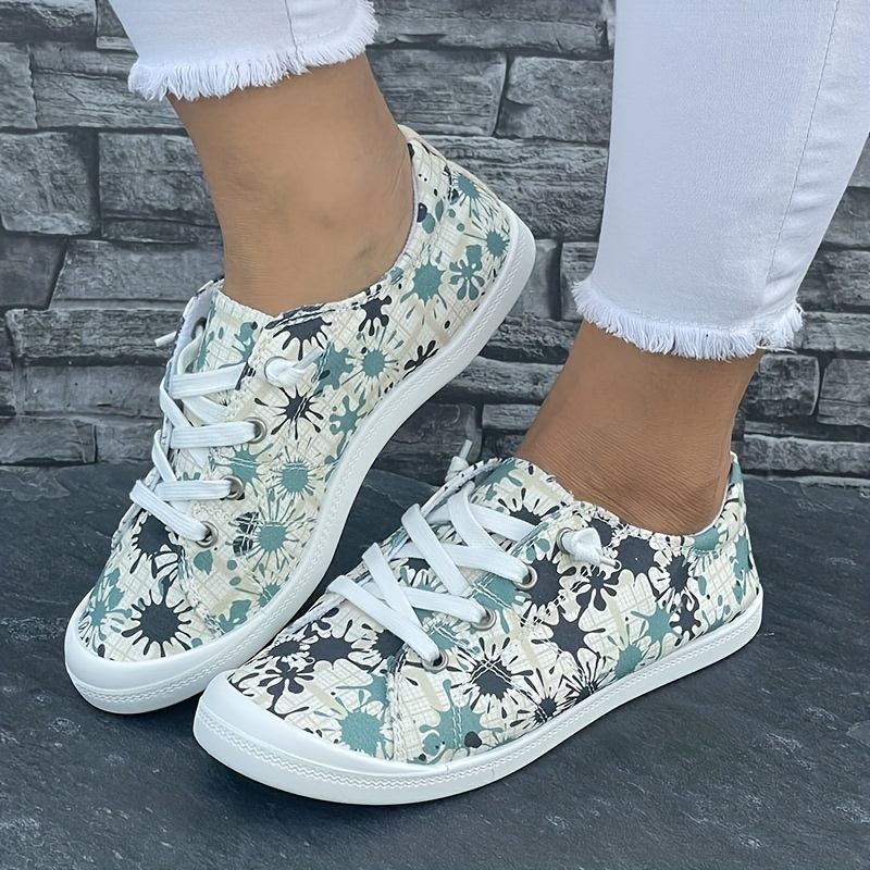 

Women's Fashion Geometric Print Casual Lace-up Low Top Sneakers, Round Toe Fabric Skateboard Shoes For Outdoor Activity