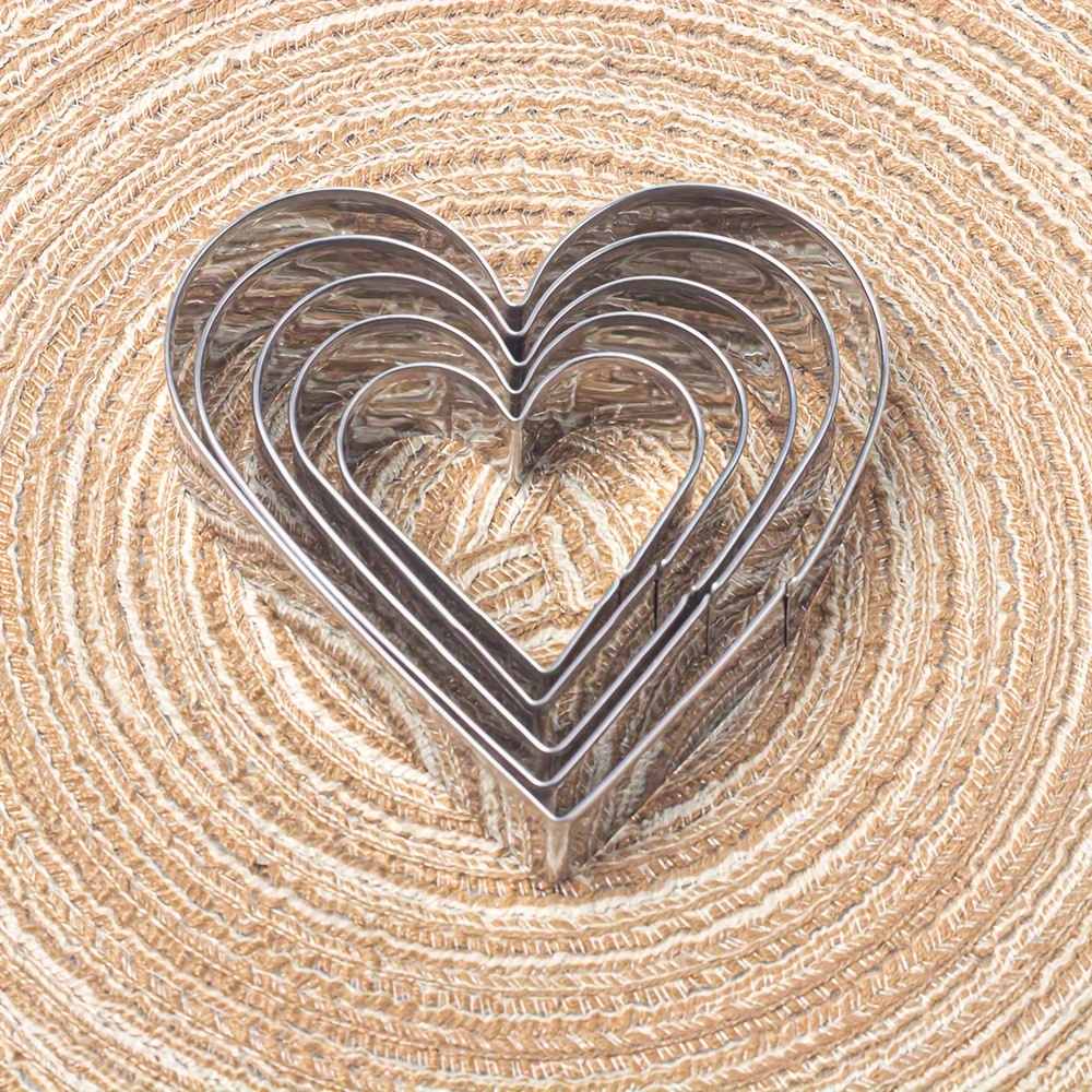 20pcs stainless steel cookie mold stainless steel baking mold five pointed star heart flower circle tiramisu cake mousse ring kitchen baking diy kitchen baking mold Product details 4
