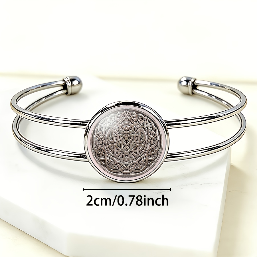 Women's Adjustable Open Bracelet with Intricate Round Pattern