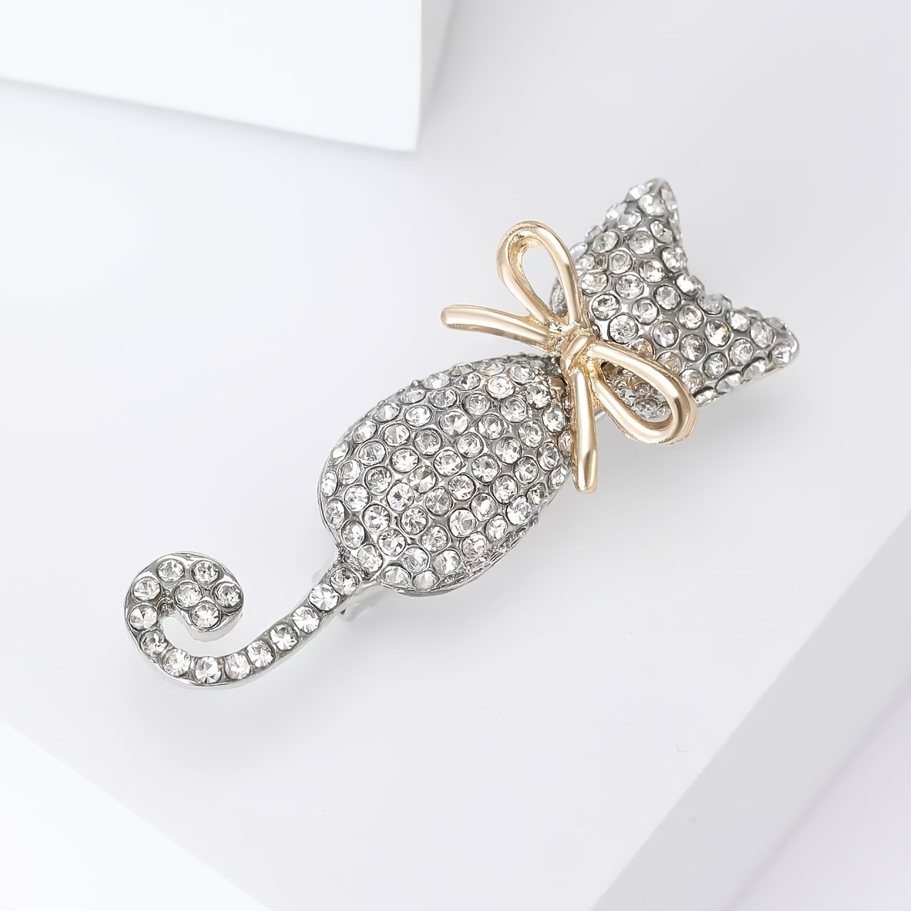 TEMU 1 pieza de broche elegante y exquisito de gato con y pedrería, un pin de y , accesorio de moda versátil