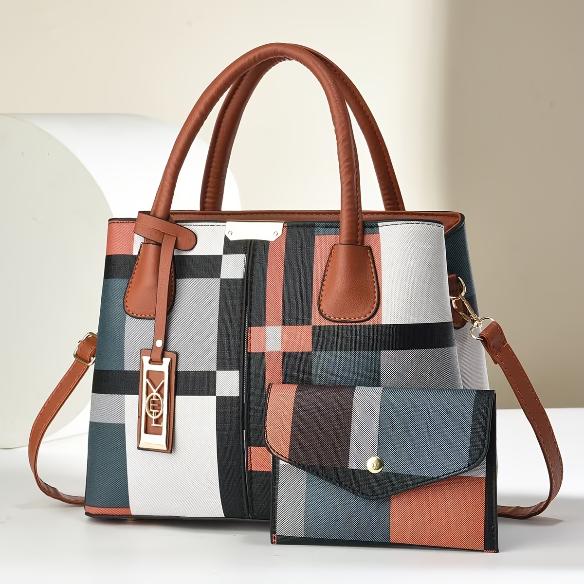 A Large Capacity Handbag Mom A New Stylish Tote Commuting