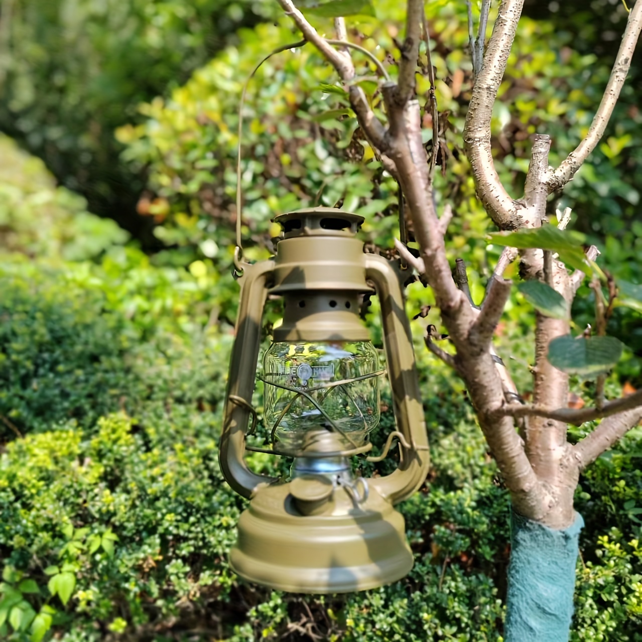 

Vintage Kerosene Hurricane Lantern - Retro Metal Oil For Home, Garden, Patio & Outdoor Decor (kerosene Not Included)