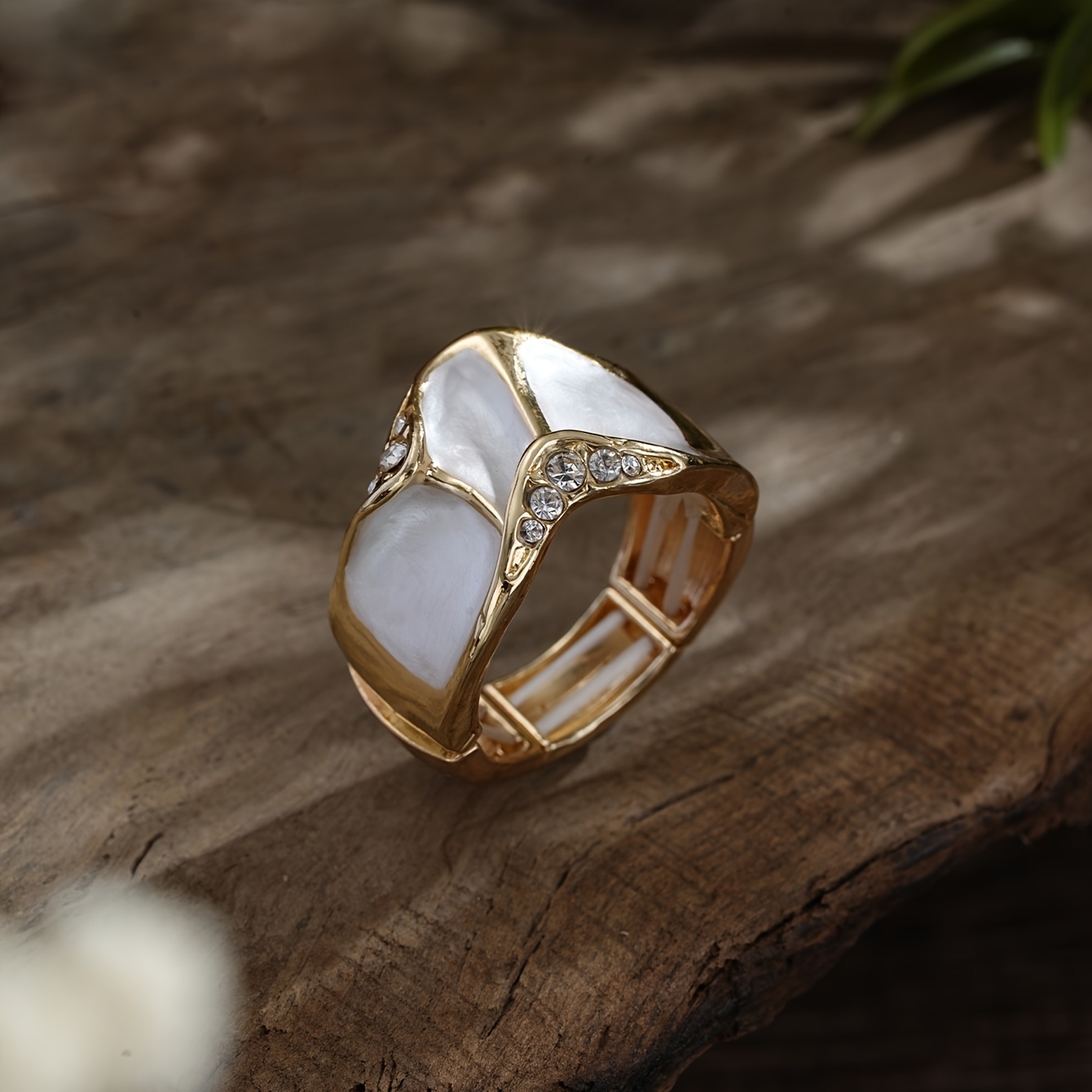 Women's Cringcoco Golden Plated Wavy Wide Statement Ring