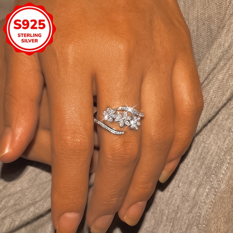 Adjustable 925 Silvery Women's Ring with Zirconia Inlay Flowers