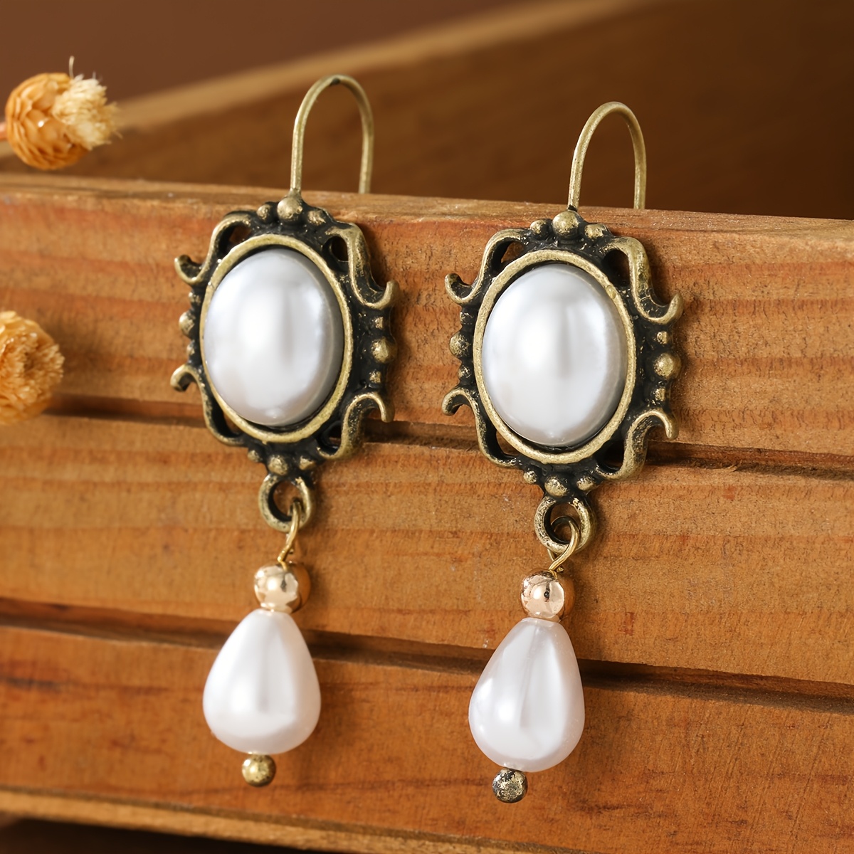 Women's French Retro Style Imitation Pearl Drop Earrings