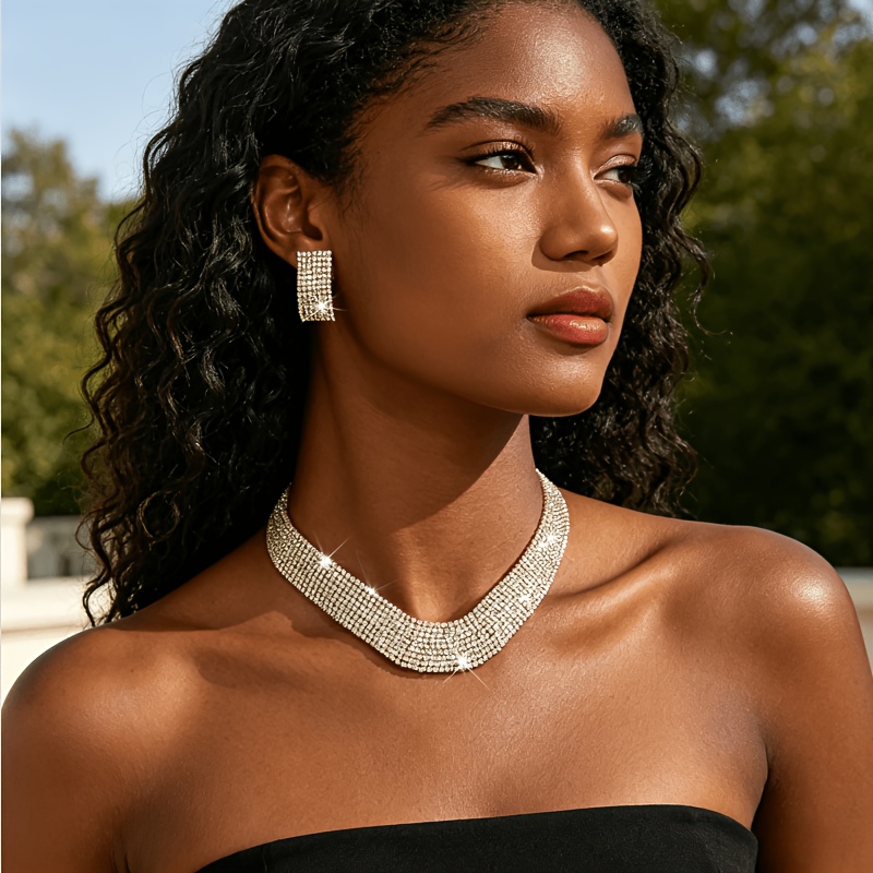 2pcs Set Geometric Rhinestone Choker Necklace & Square Earrings