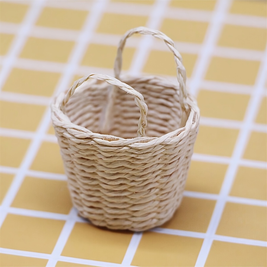 Dollhouse Decoration, Miniature Hand-woven Raffia Basket Model Ornament, Miniature Life Scene Mini Bamboo Basket Photography Prop, Ornament Decor, Mini Kitchen Scenery Decoration